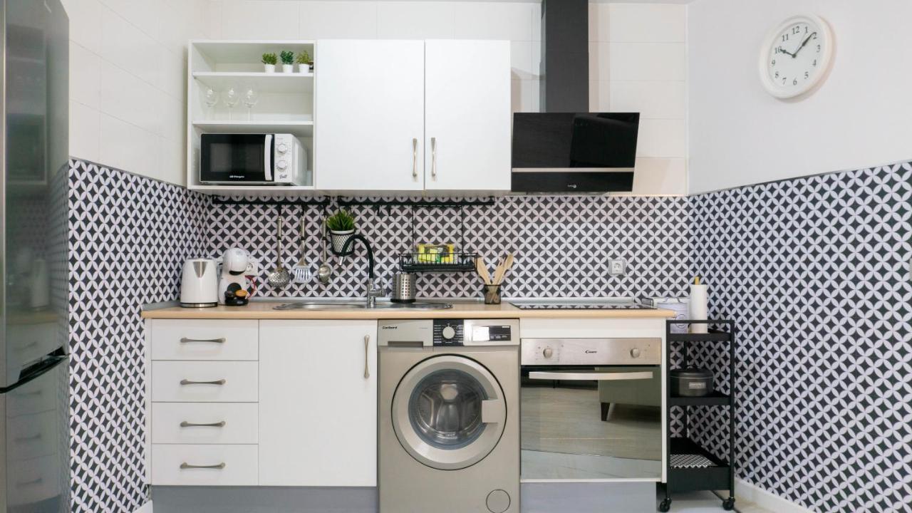 Apartment Dos Aceras Малага Екстер'єр фото