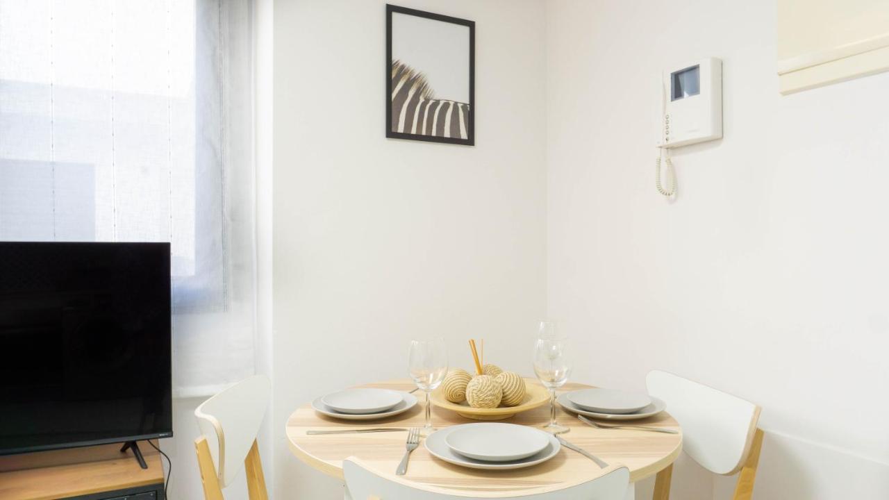 Apartment Dos Aceras Малага Екстер'єр фото